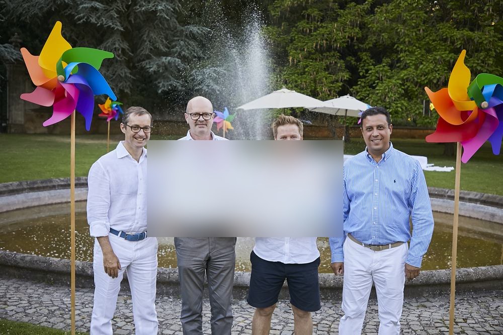 ATOZ : remise du chèque à ELA